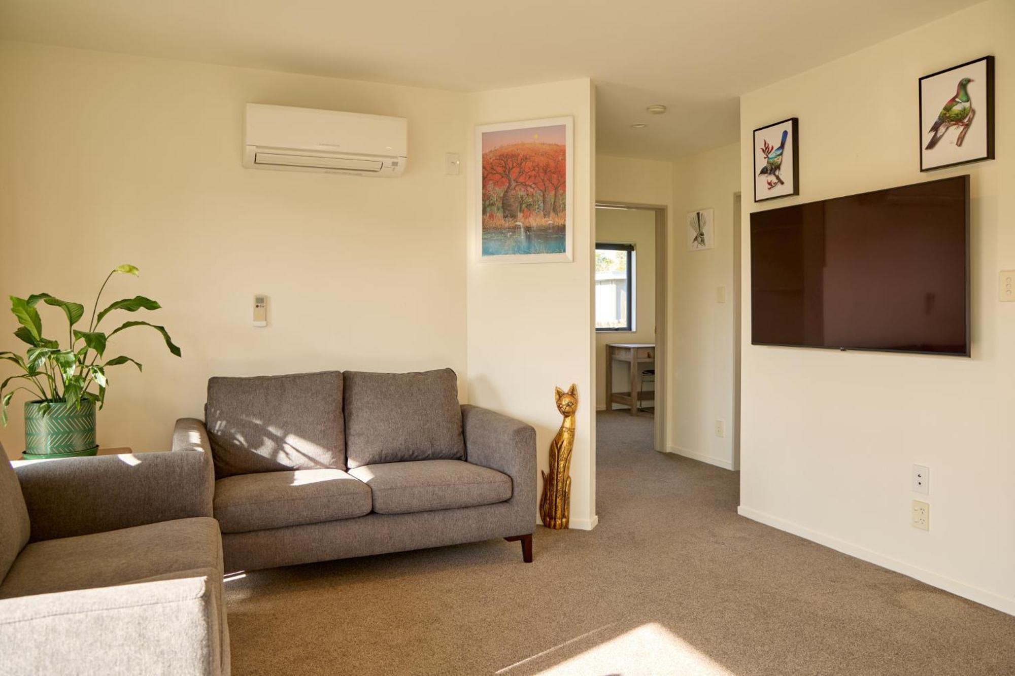Location With Ocean And Mountain Views Villa Kaikoura Exterior photo