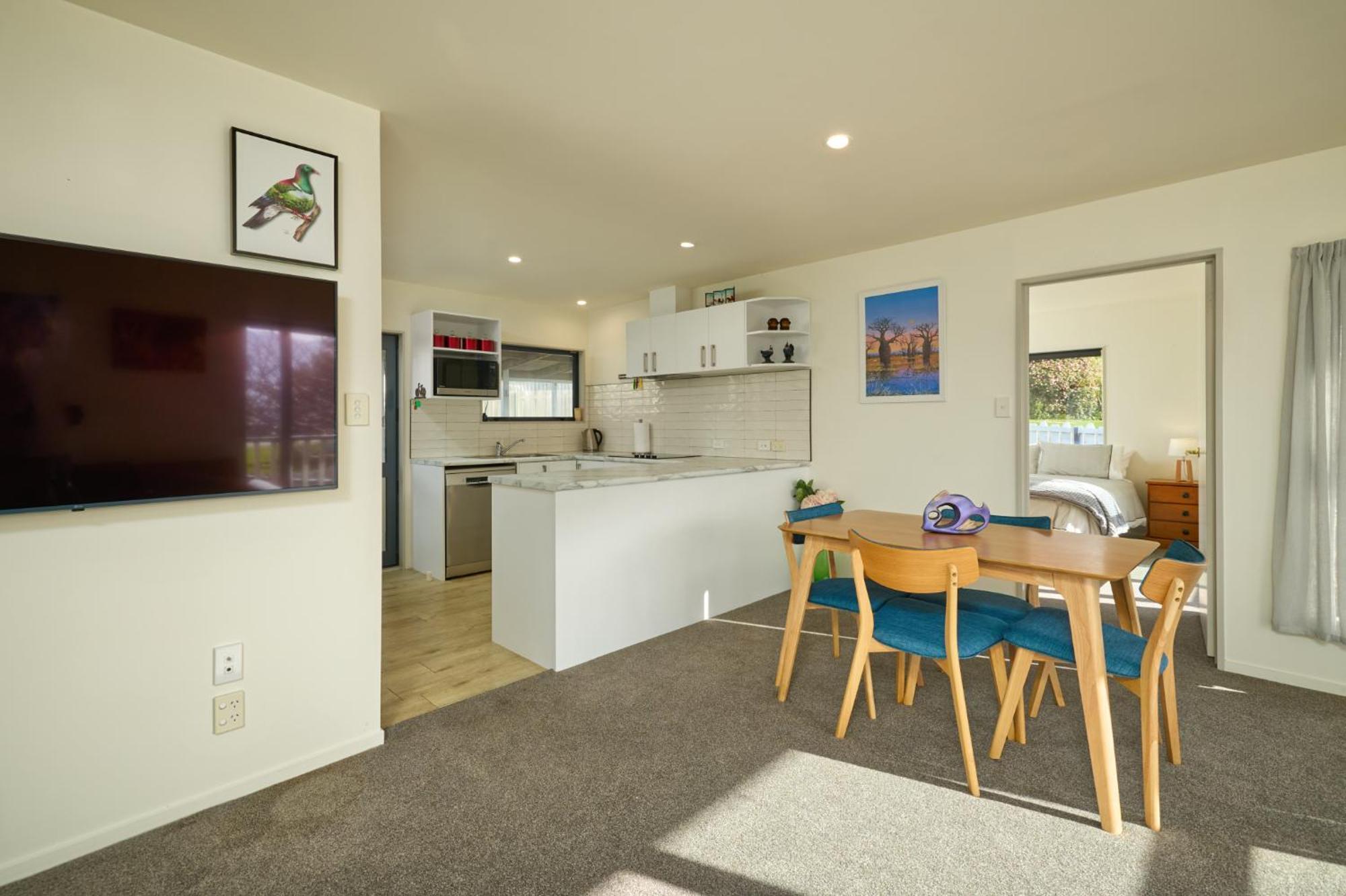 Location With Ocean And Mountain Views Villa Kaikoura Exterior photo