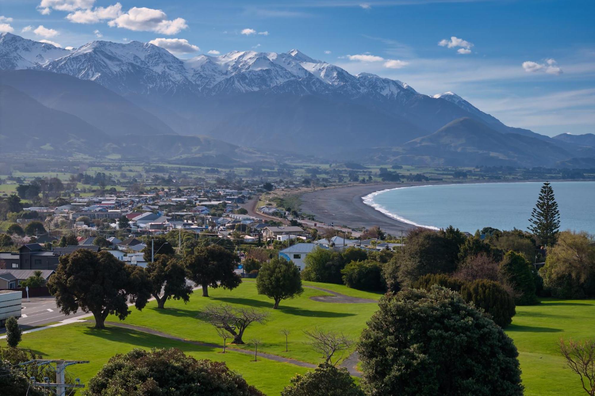 Location With Ocean And Mountain Views Villa Kaikoura Exterior photo